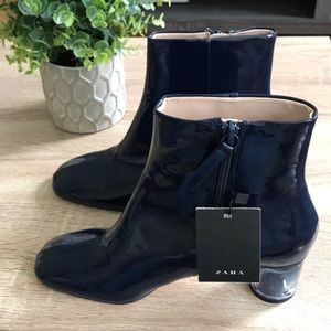 Zara patent ankle booties w/ clear heel!